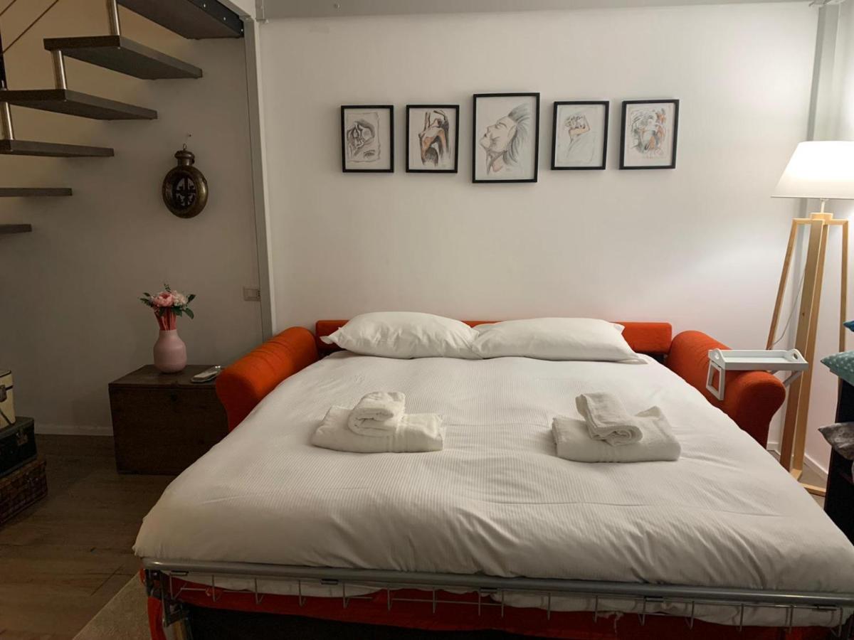 Апартаменти La Pampa New & Fully Refurbished Apt Мілан Екстер'єр фото